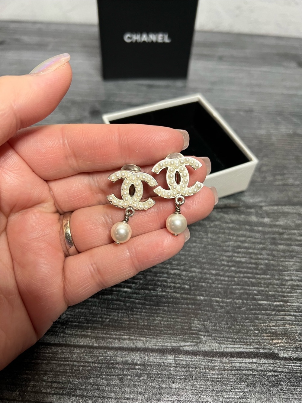 CHANEL Silver Pearl CC Logo Clip On Earrings with Pearl Drops with COA - Picture 3 of 8